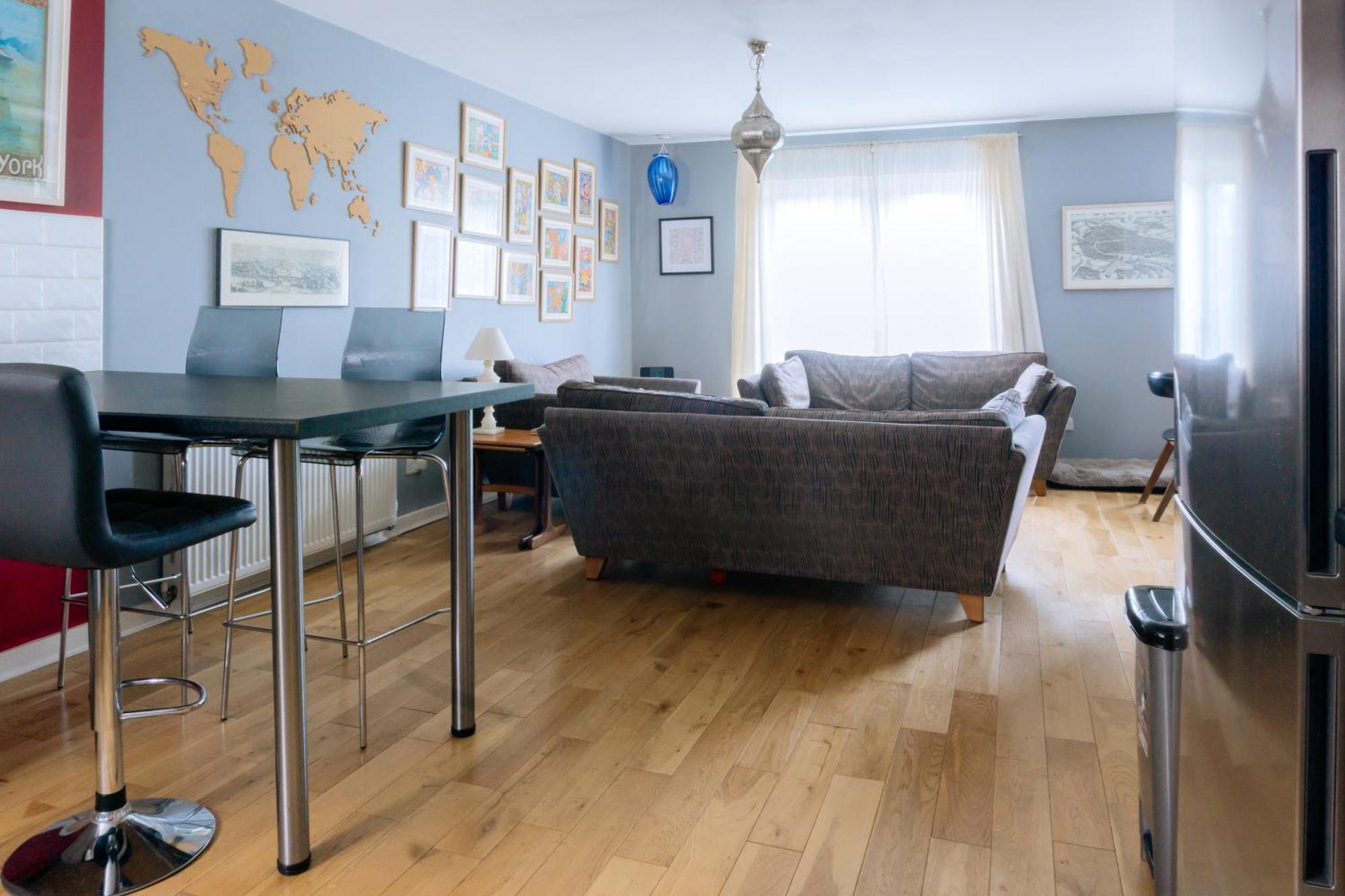 Stylish 3 Bedroom Apartment Near Hollyrood Park EDI Kültér fotó